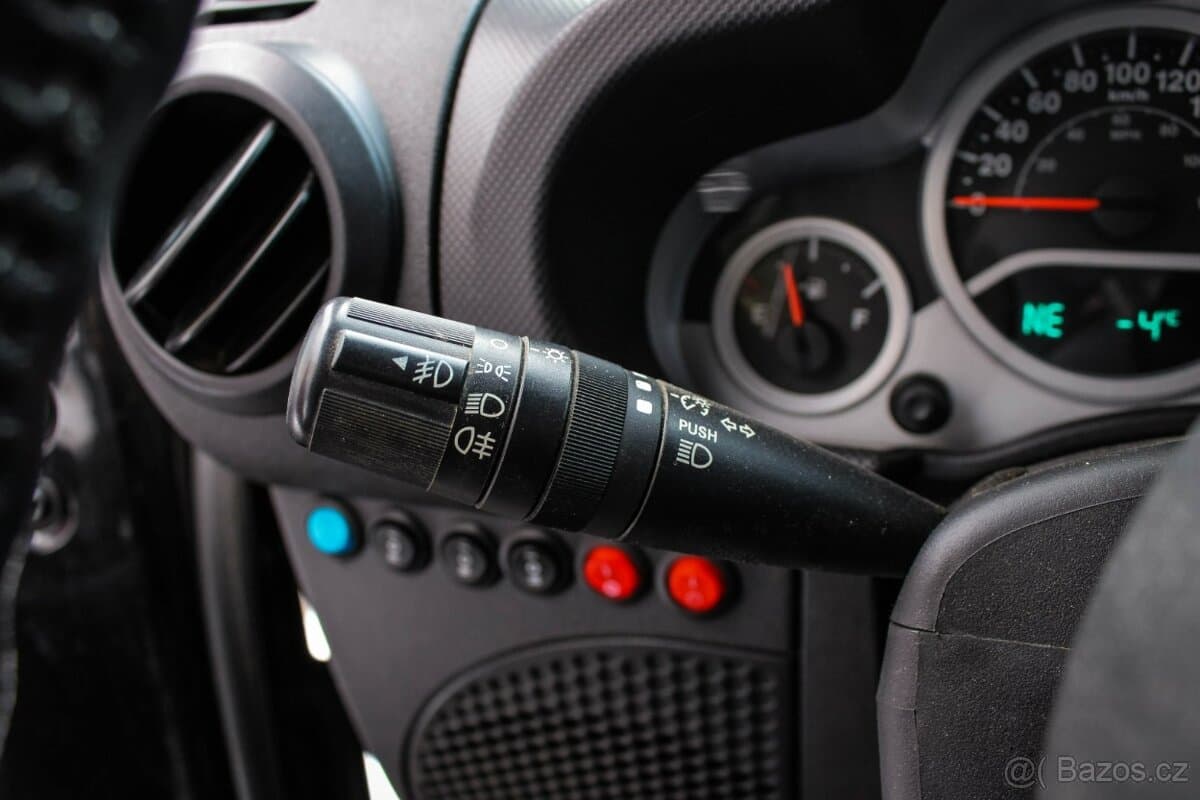 2007 Jeep WRANGLER - 12