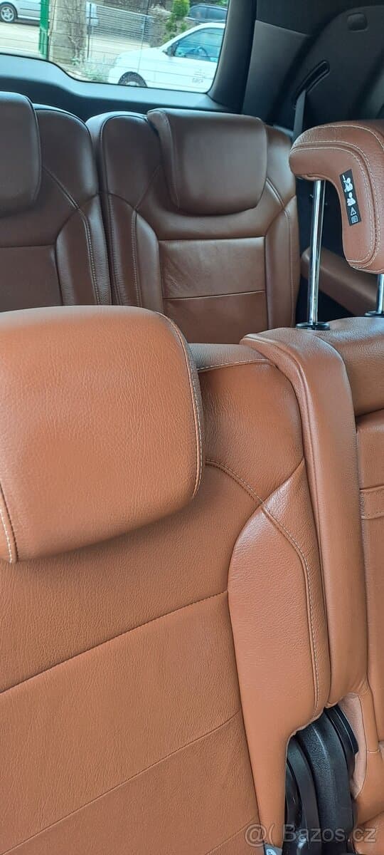 2016 Mercedes-Benz GL - 12