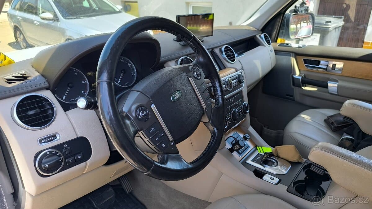 2013 Land Rover DISCOVERY - 12