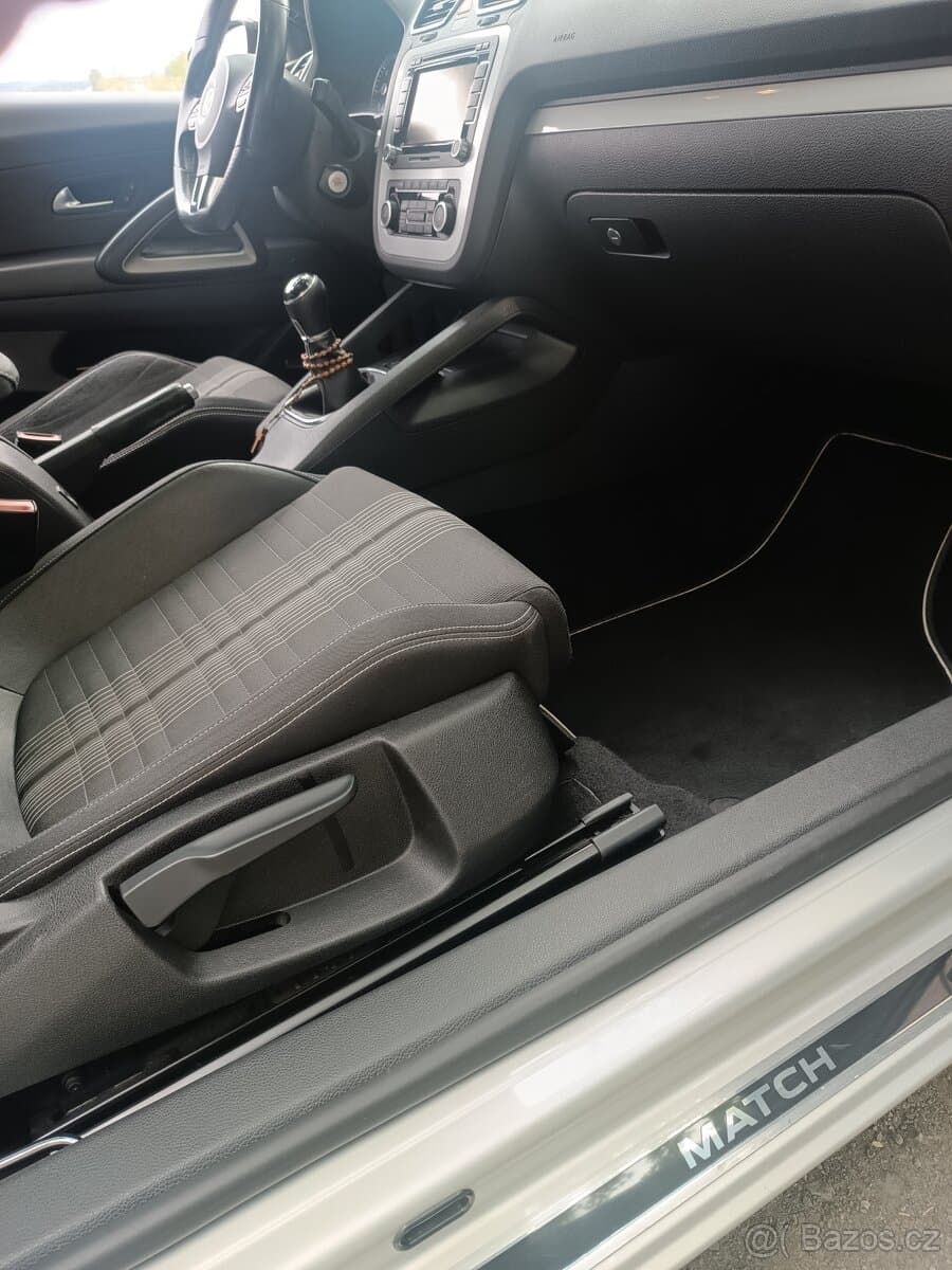 2012 Volkswagen SCIROCCO - 12
