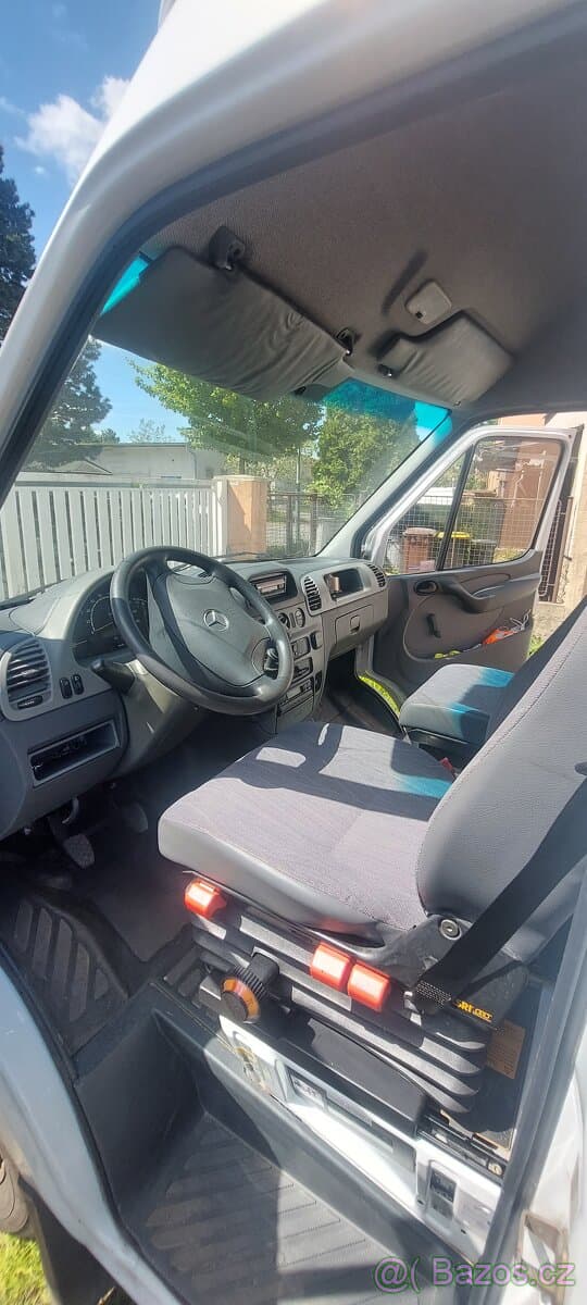 2002 Mercedes-Benz SPRINTER - 12