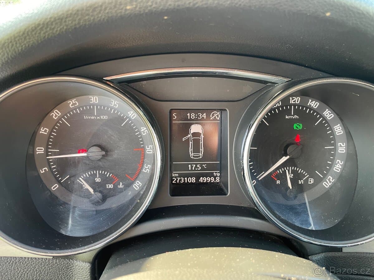 2014 Škoda SUPERB - 12