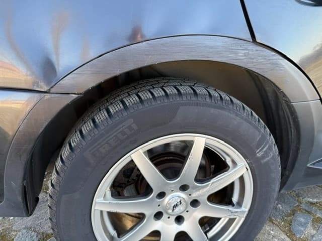 2005 BMW X3 - 12