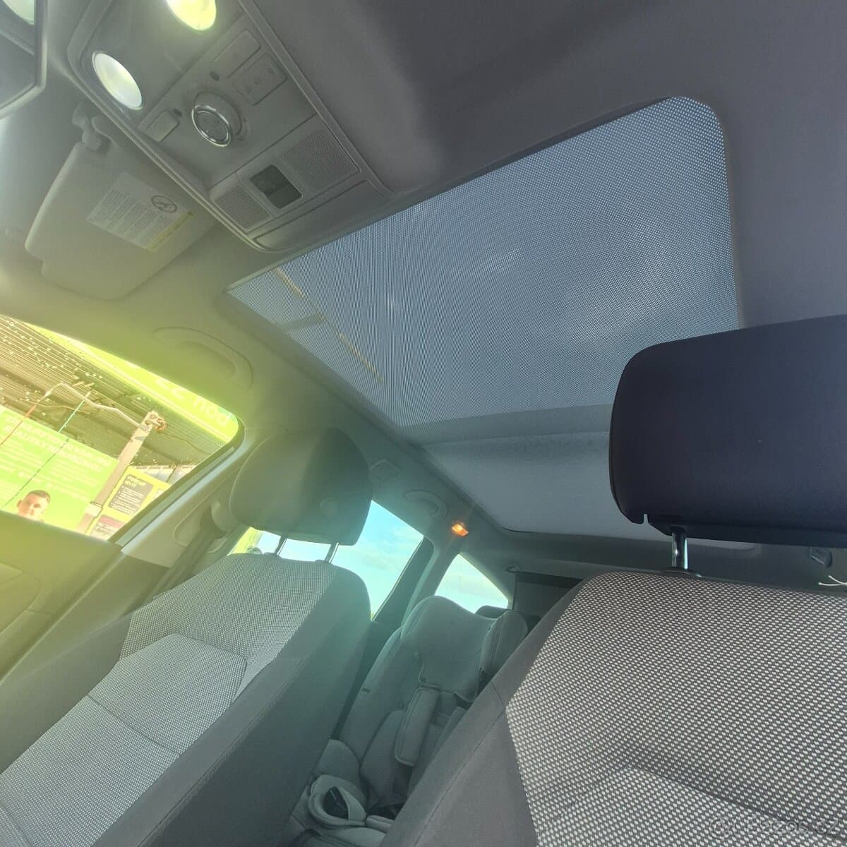 2012 Volkswagen PASSAT - 12