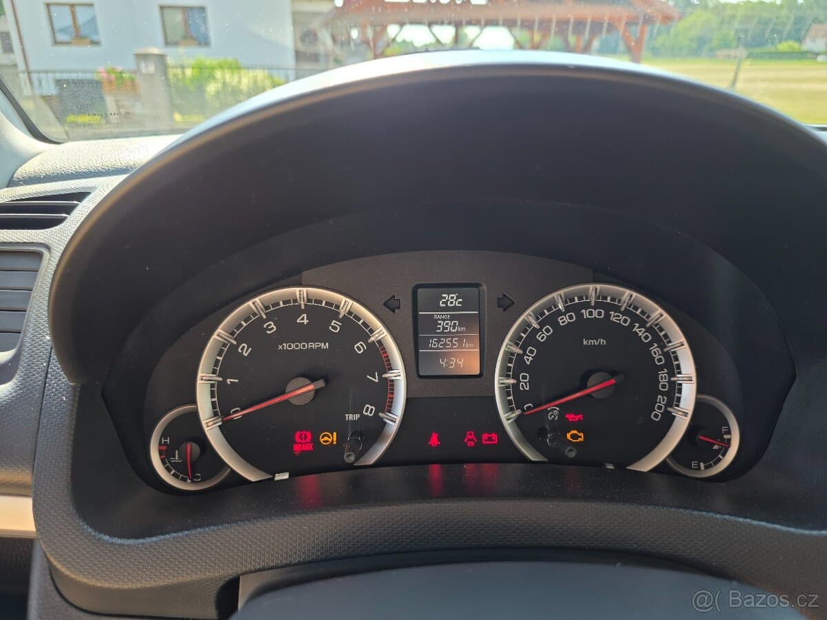 2012 Suzuki SWIFT - 12