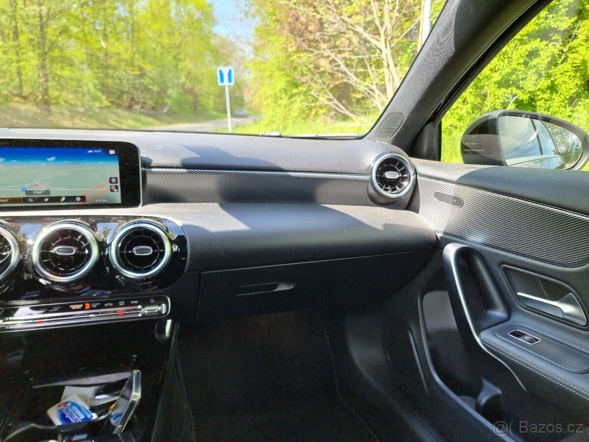 2019 Mercedes-Benz OSTATNÍ - 12