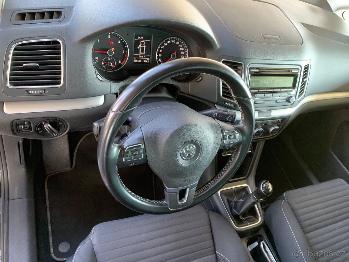 2015 Volkswagen SHARAN - 12