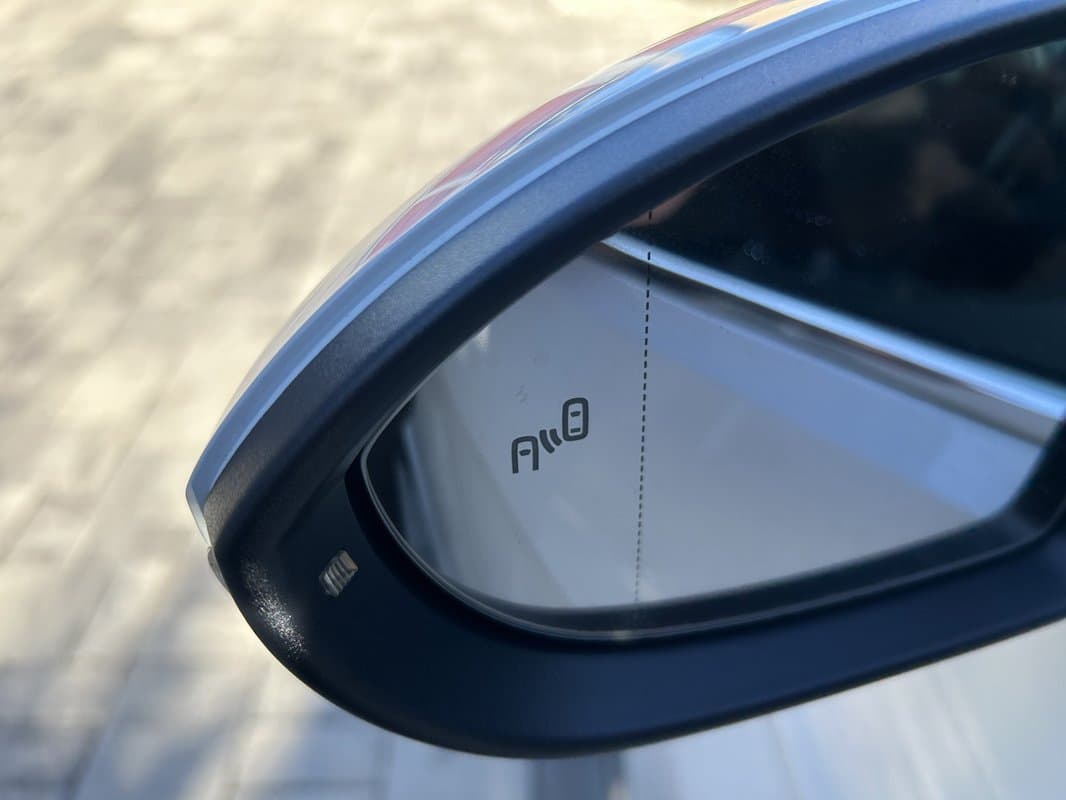 2019 Volkswagen GOLF - 12