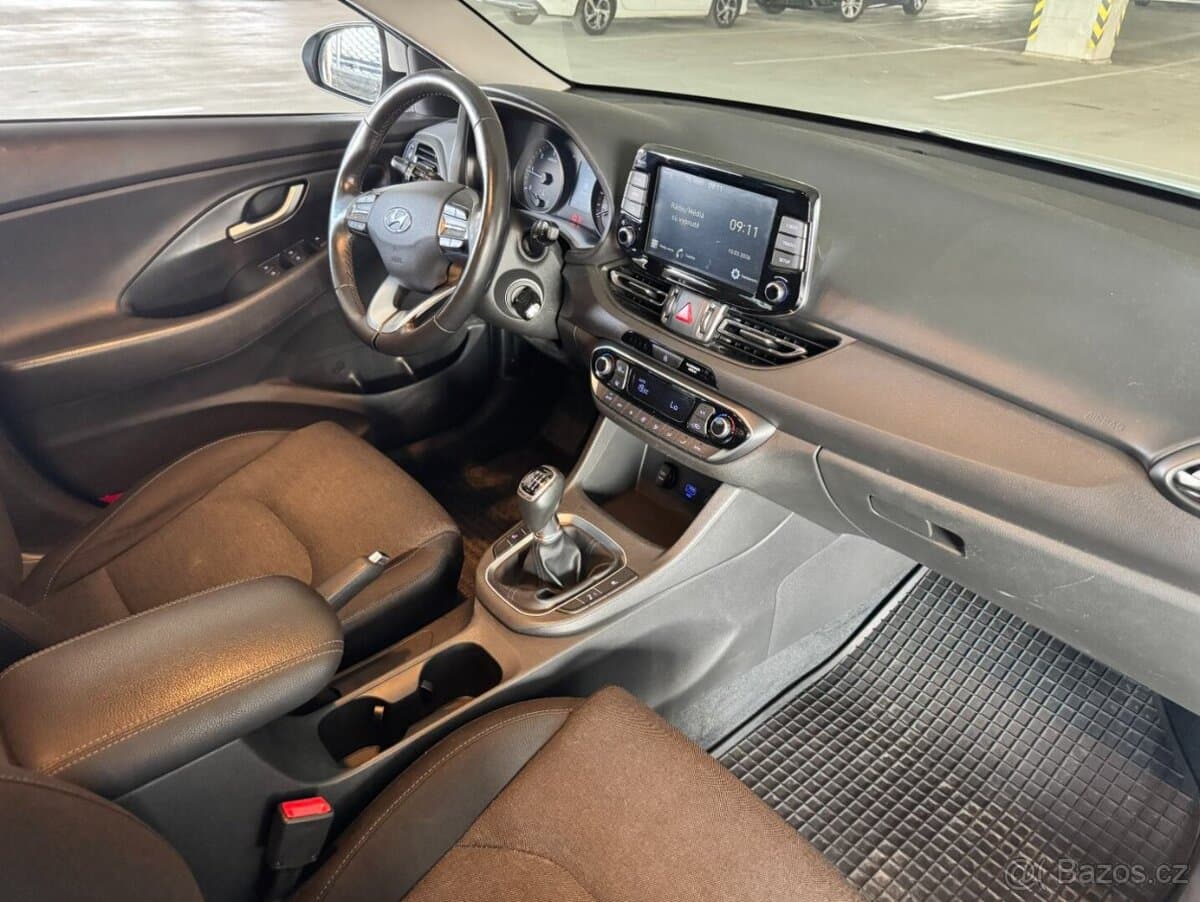2020 Hyundai i30 - 12