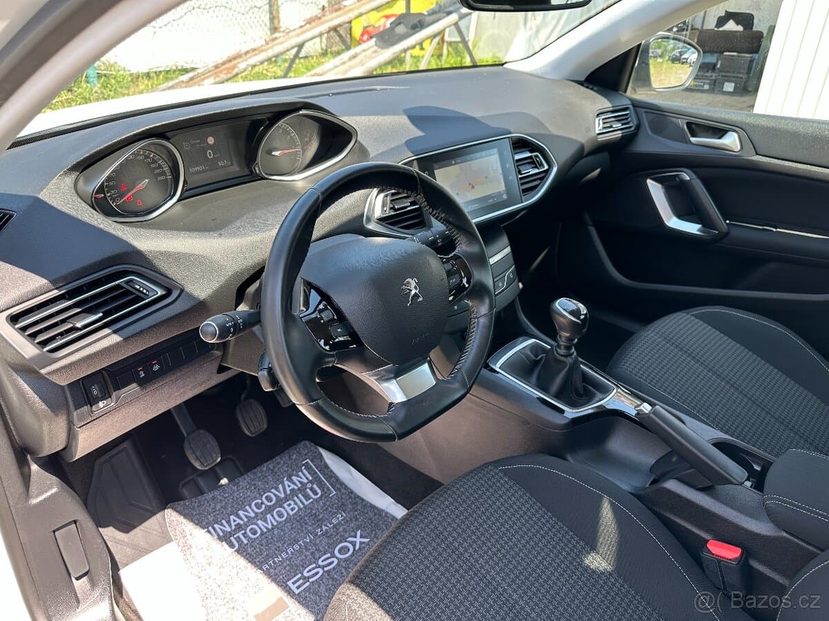2019 Peugeot 308 - 12