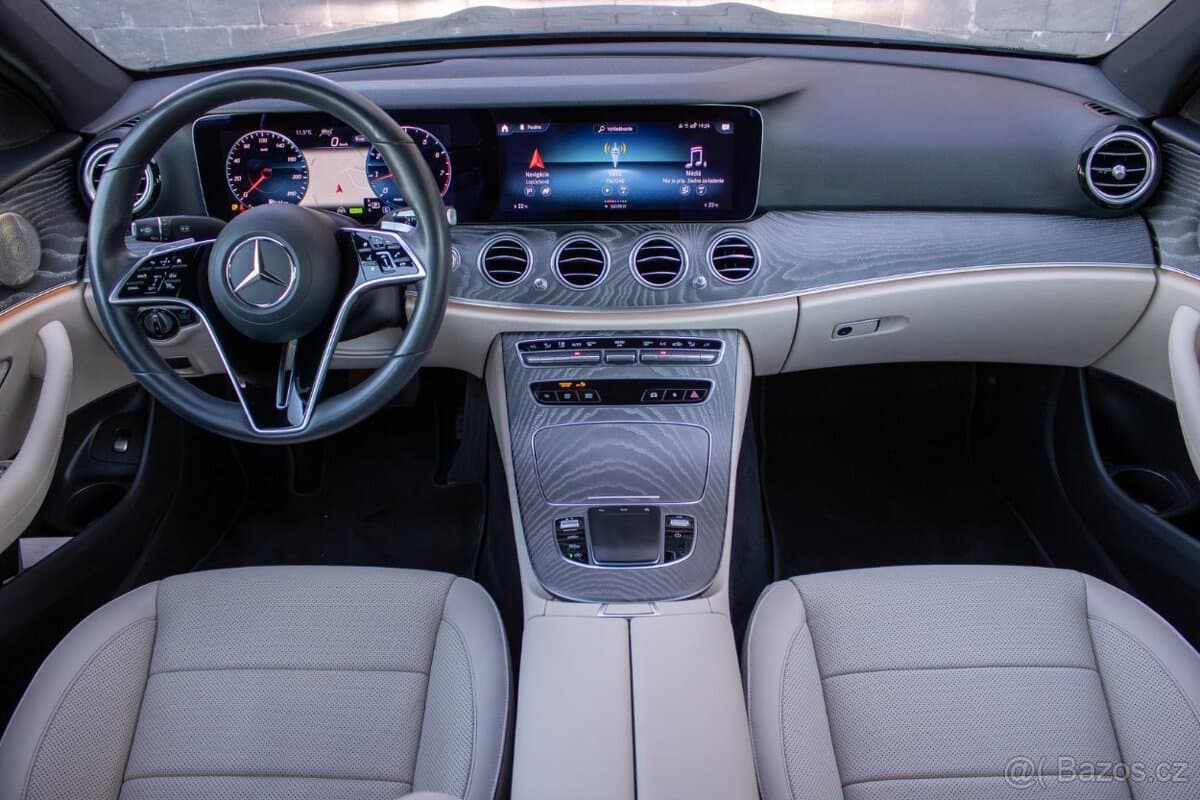 2021 Mercedes-Benz OSTATNÍ - 12