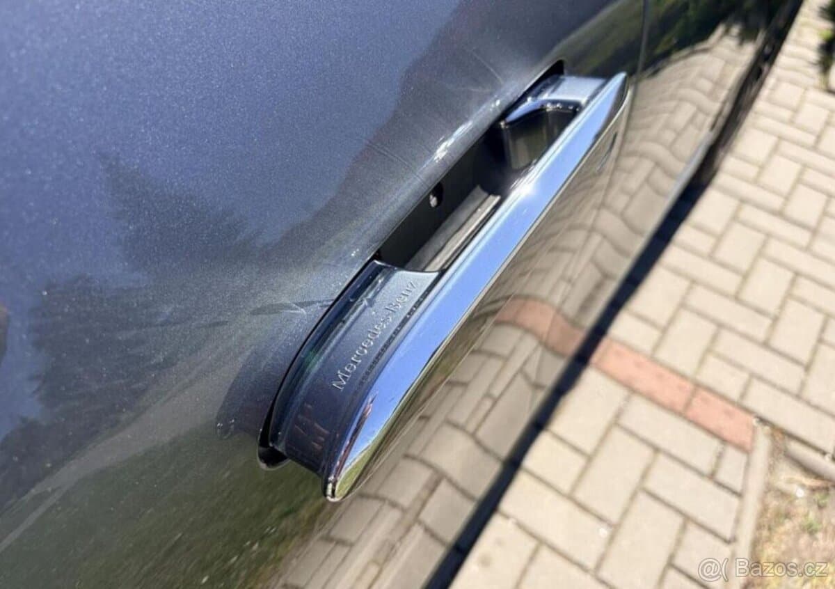 2023 Mercedes-Benz EQS - 12