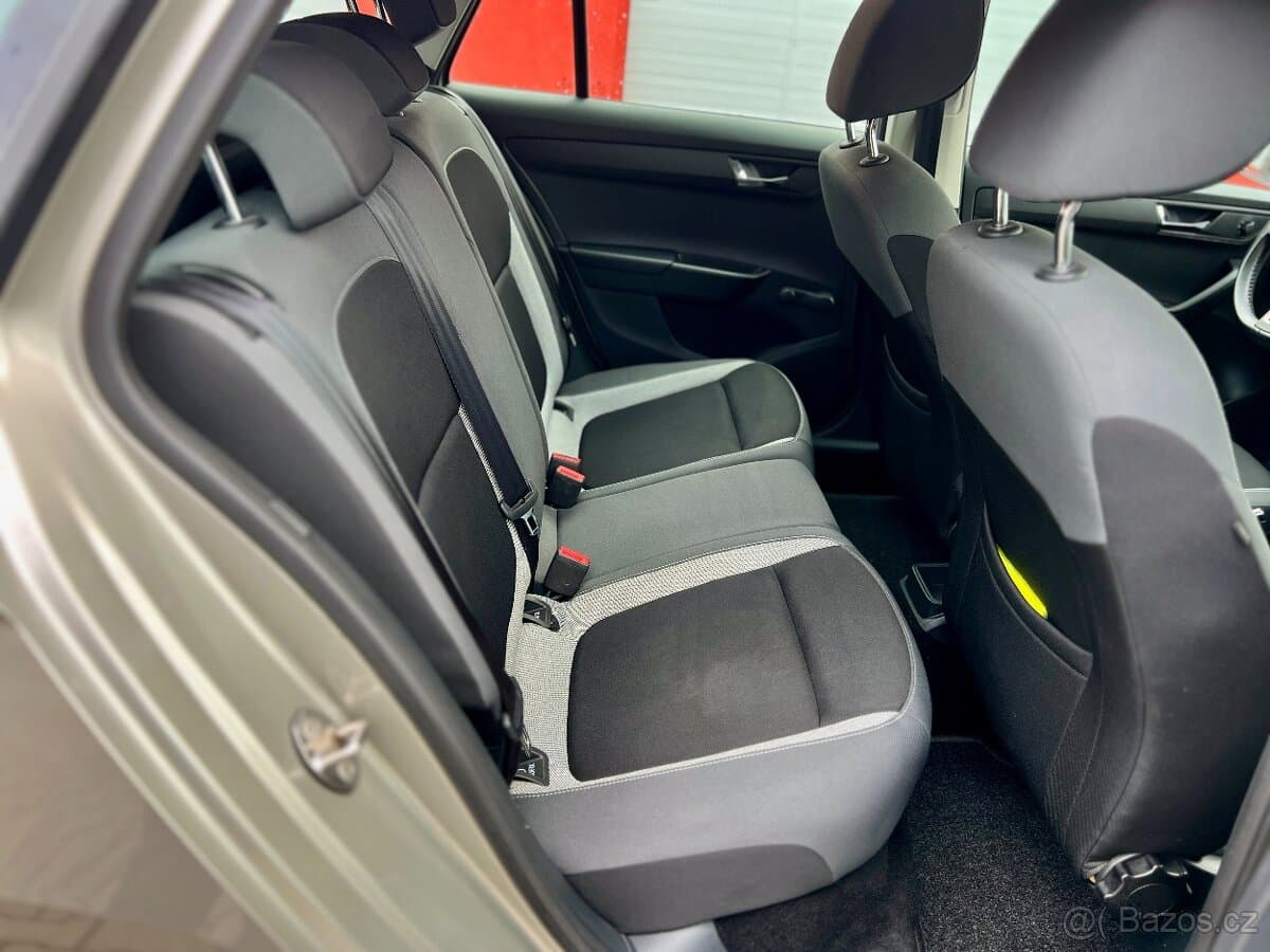 2015 Škoda FABIA - 12