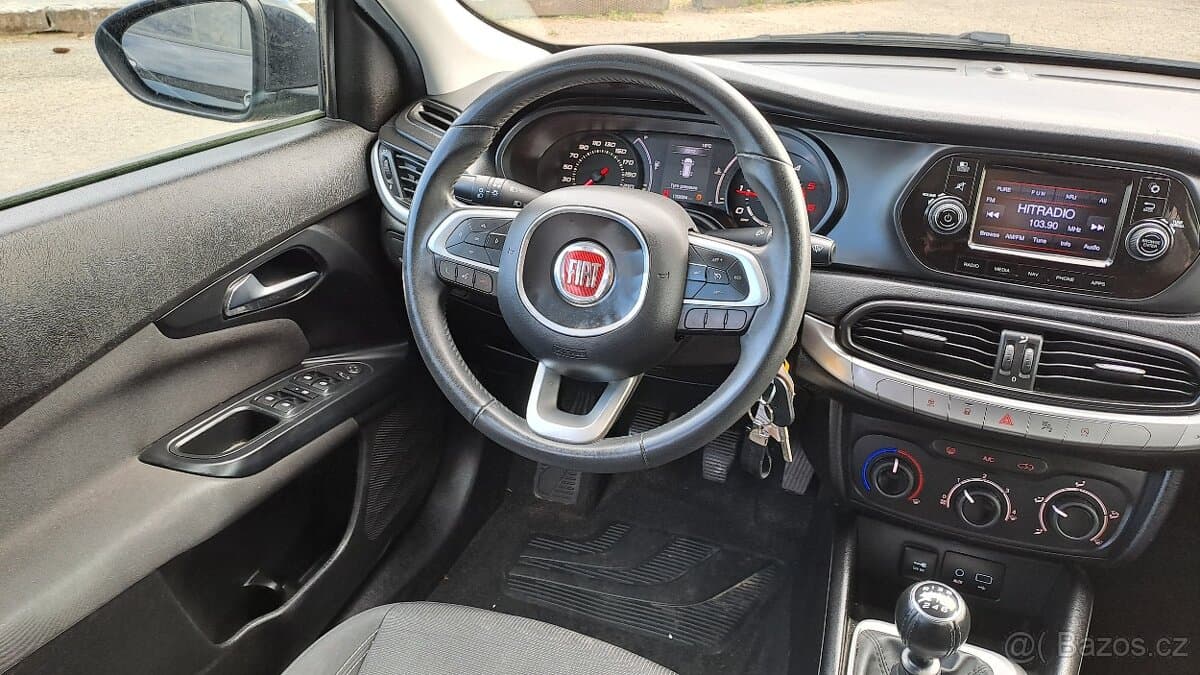 2017 Fiat TIPO - 12