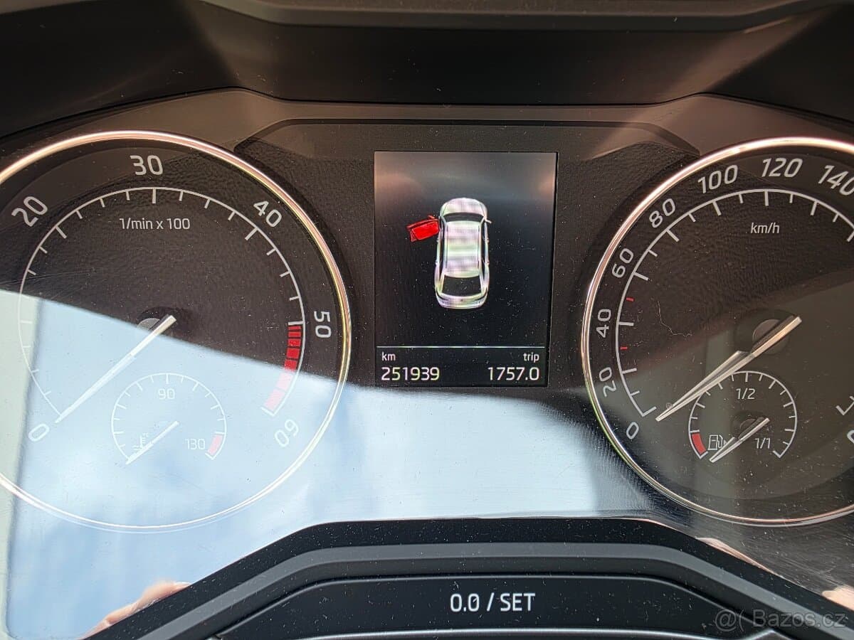 2018 Škoda SUPERB - 12