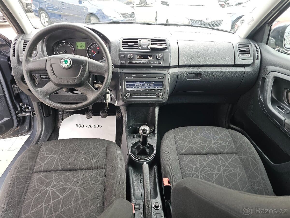 2011 Škoda FABIA - 12
