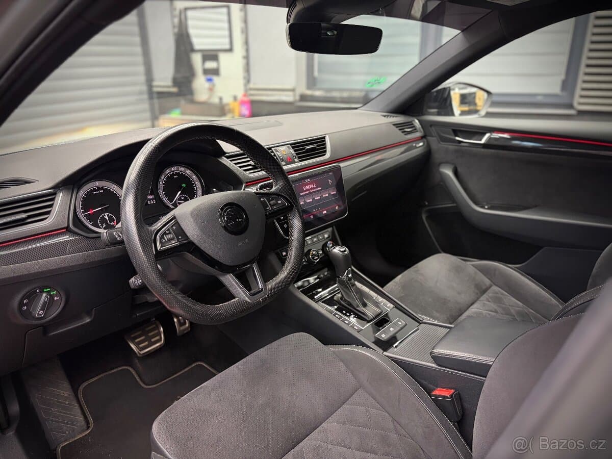 2019 Škoda SUPERB - 12