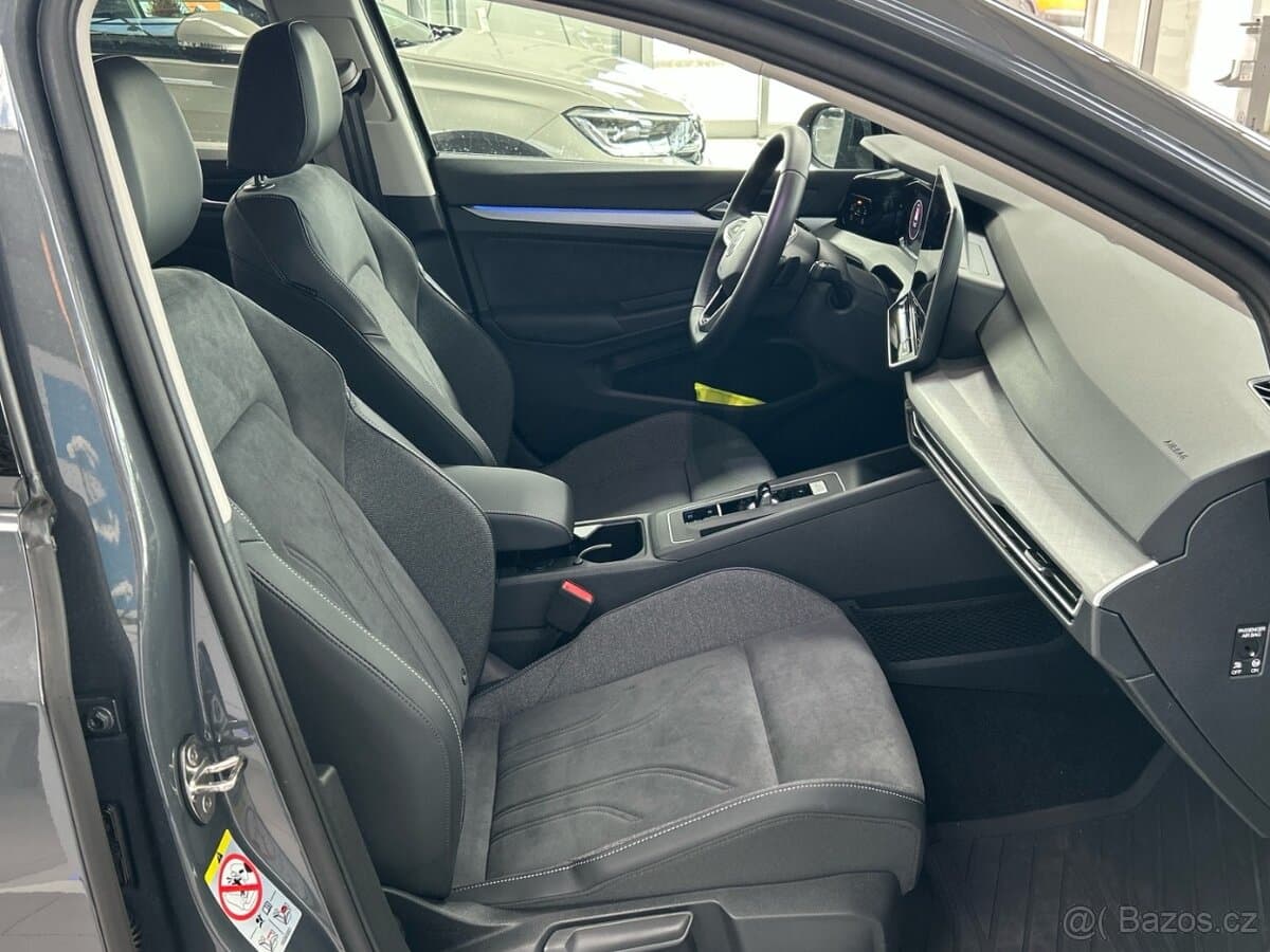 Volkswagen GOLF - 12