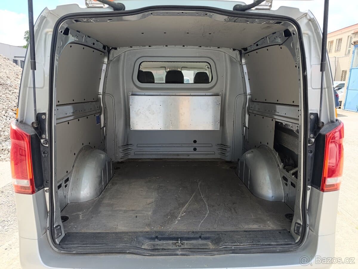 2021 Mercedes-Benz VITO - 12