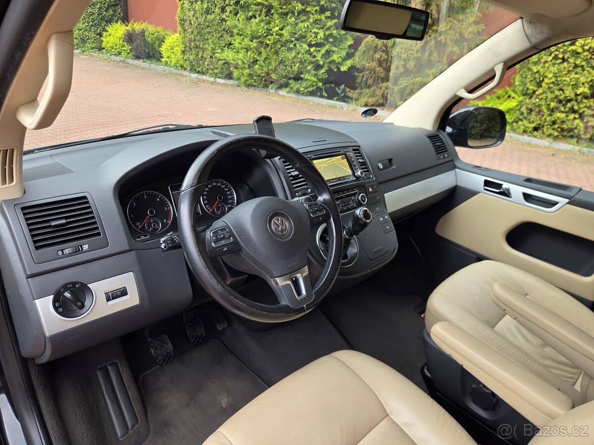 2009 Volkswagen MULTIVAN - 12
