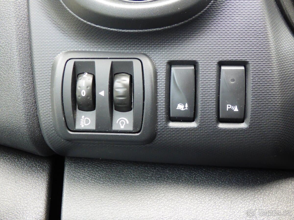 2021 Renault TRAFIC - 12