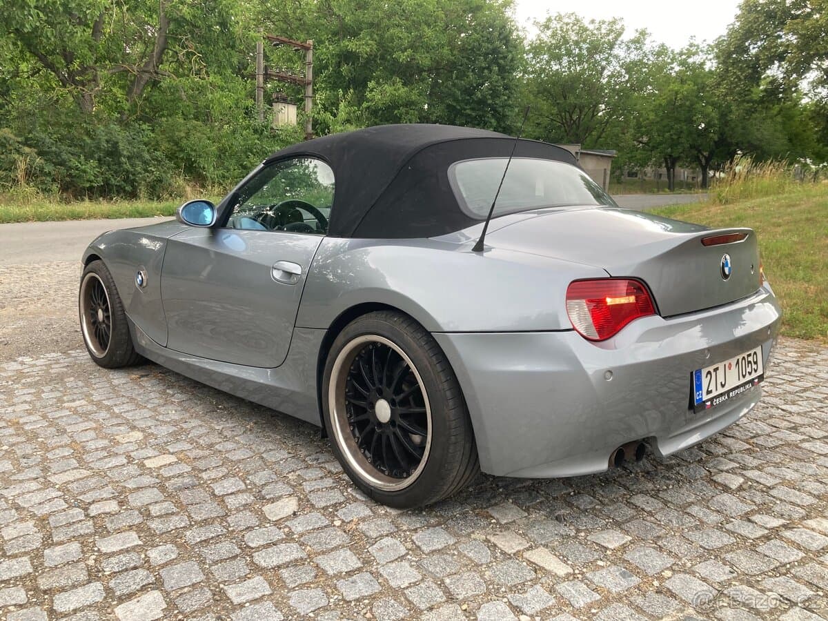 2007 BMW Z4 - 12