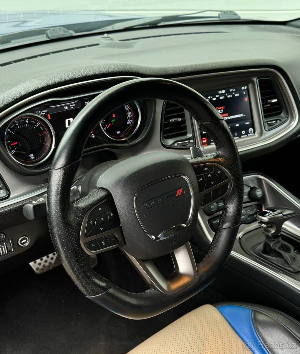 2021 Dodge CHALLENGER - 12