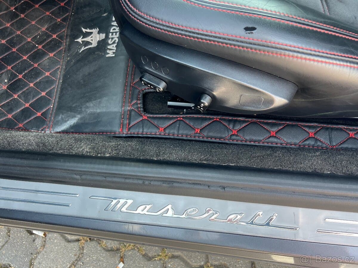 2011 Maserati GRANCABRIO - 12