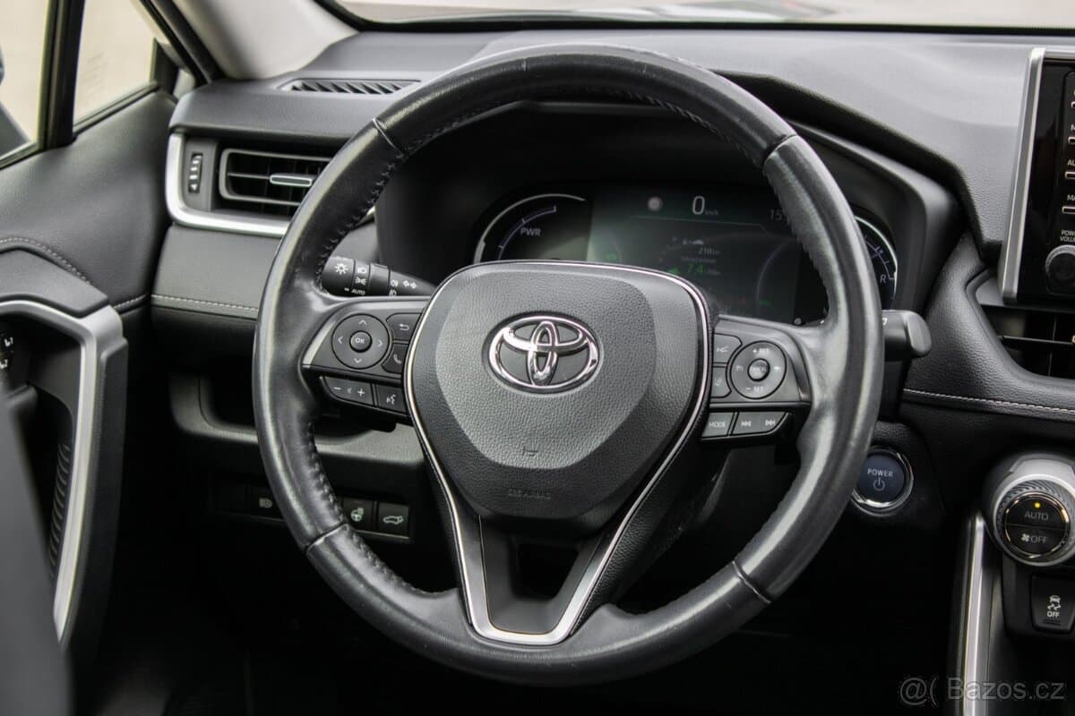 2019 Toyota RAV4 - 12
