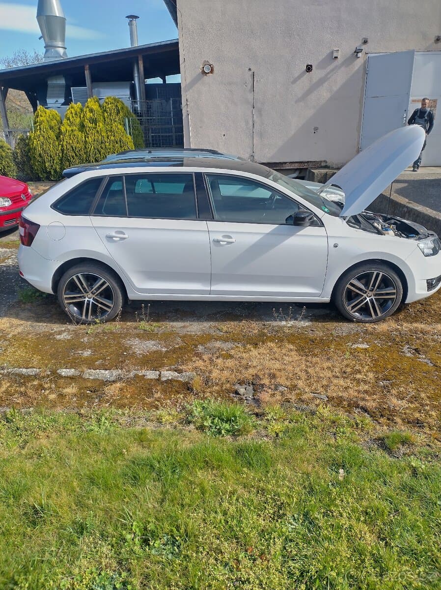 2014 Škoda RAPID - 12