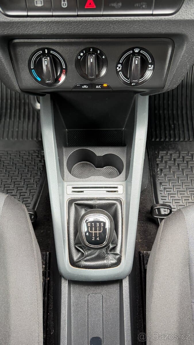 2015 Škoda FABIA - 12