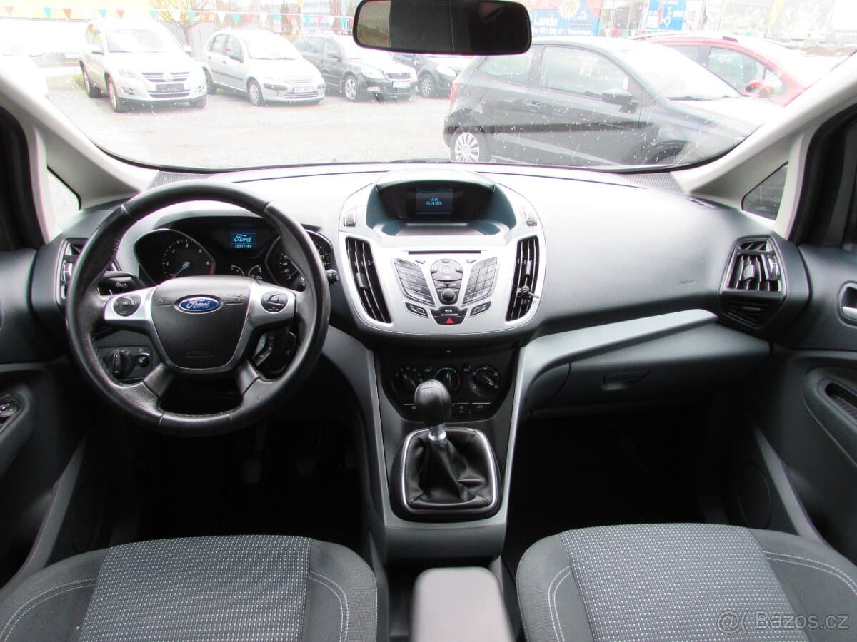 2012 Ford C-MAX - 12