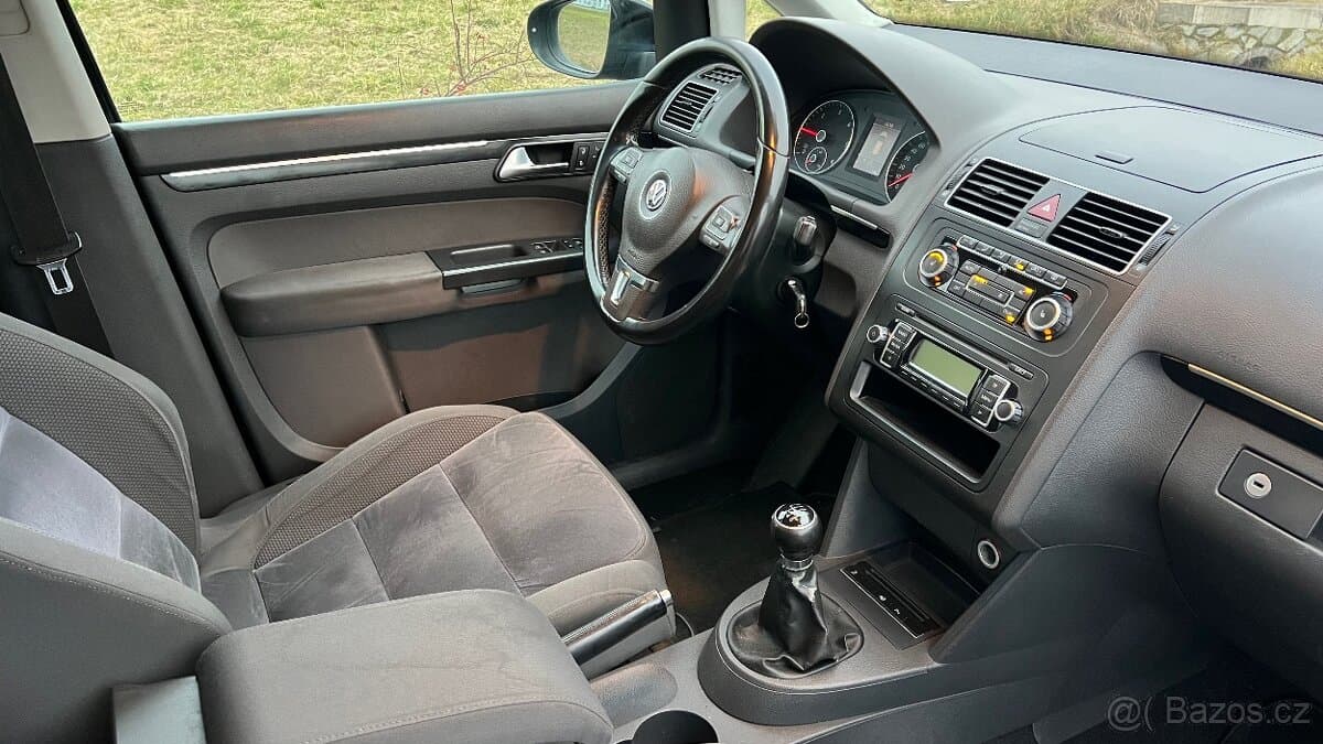 2011 Volkswagen TOURAN - 12