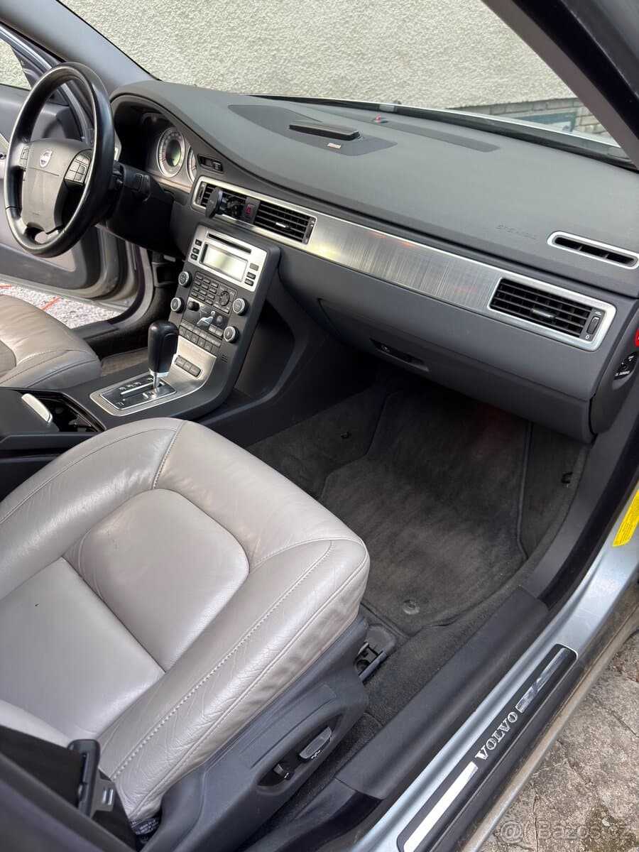 2008 Volvo S80 - 12