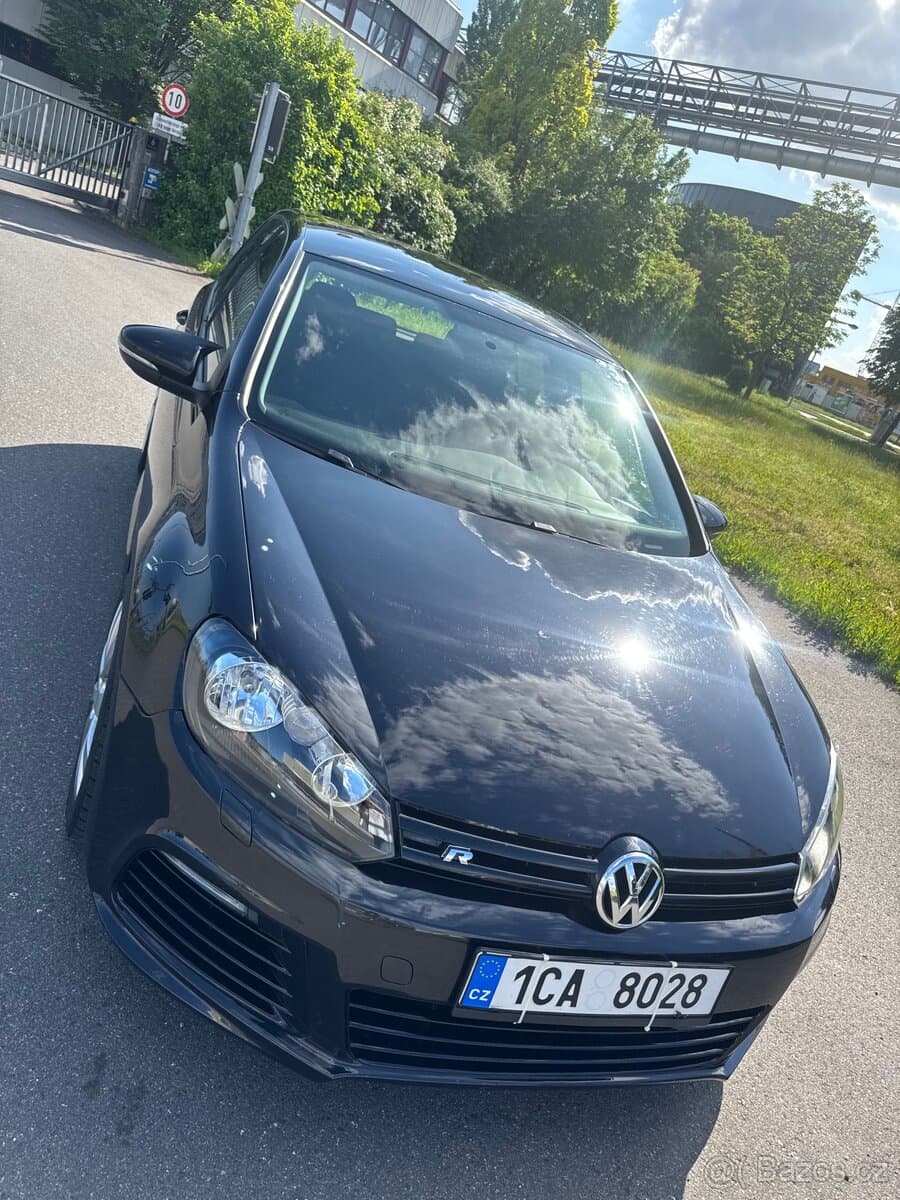2010 Volkswagen GOLF - 12