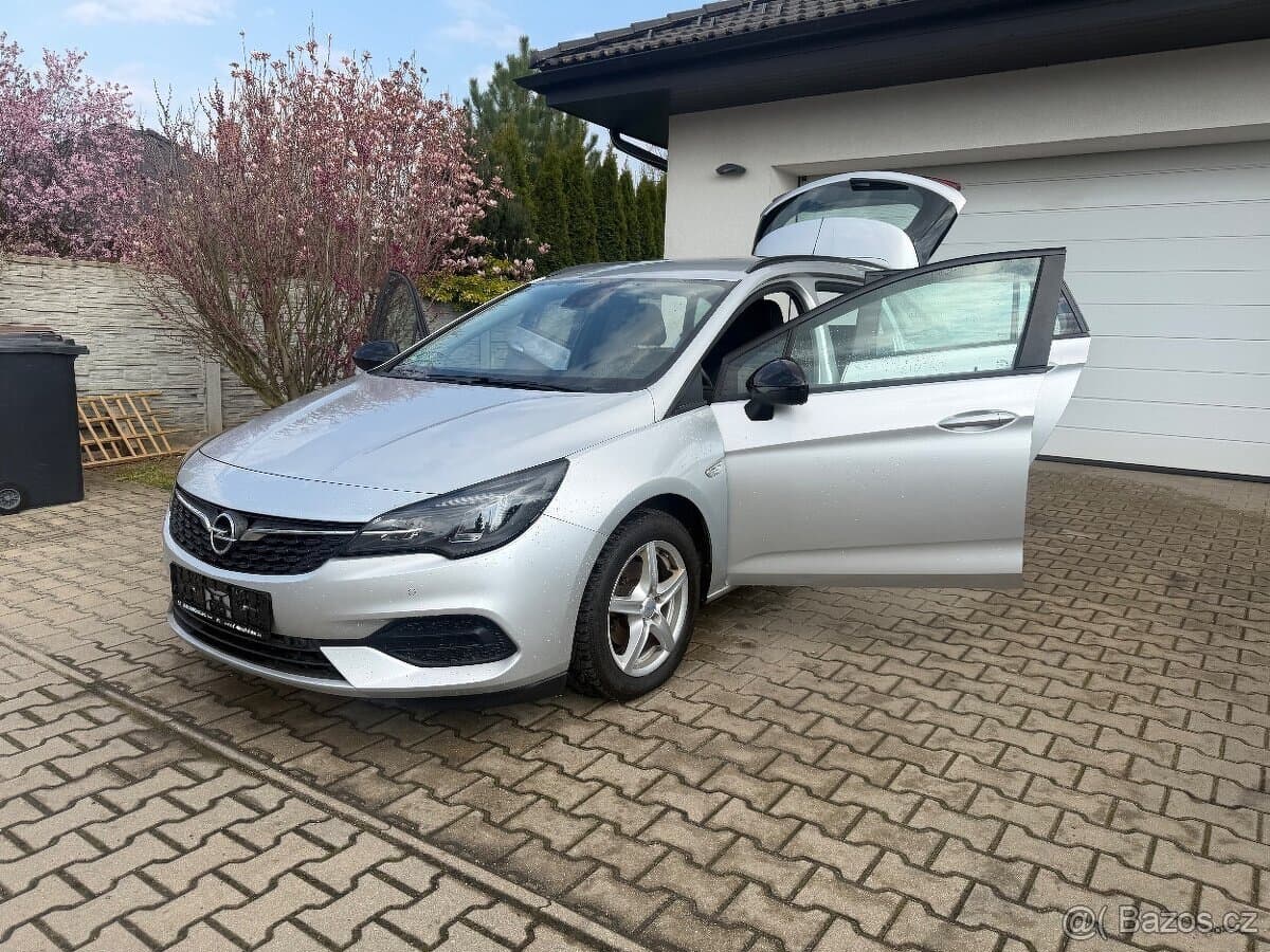 2021 Opel ASTRA - 12
