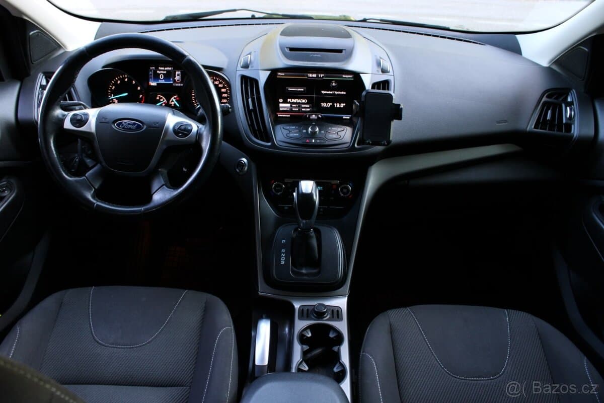 2016 Ford KUGA - 12