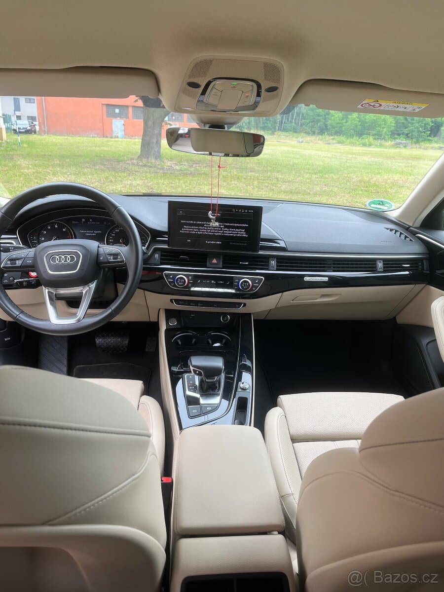 2022 Audi A4 - 12