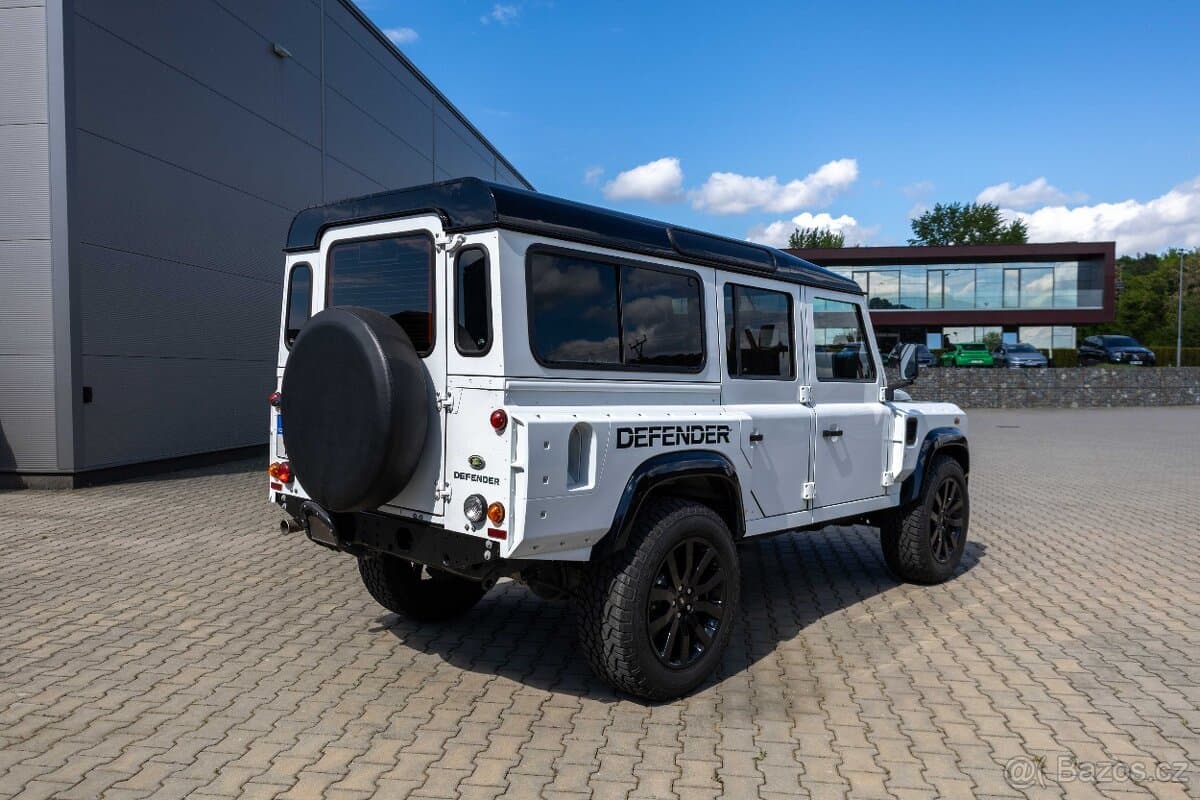 2014 Land Rover DEFENDER - 12