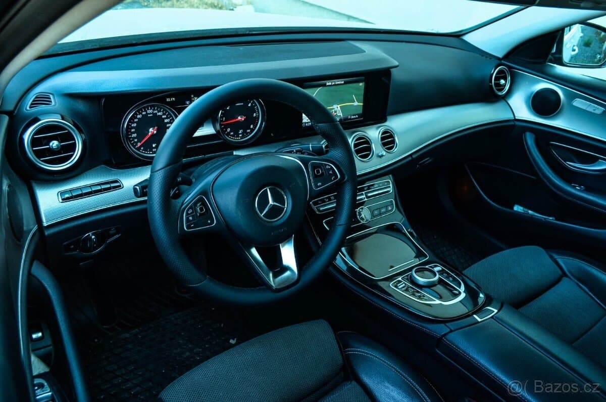 2017 Mercedes-Benz OSTATNÍ - 12