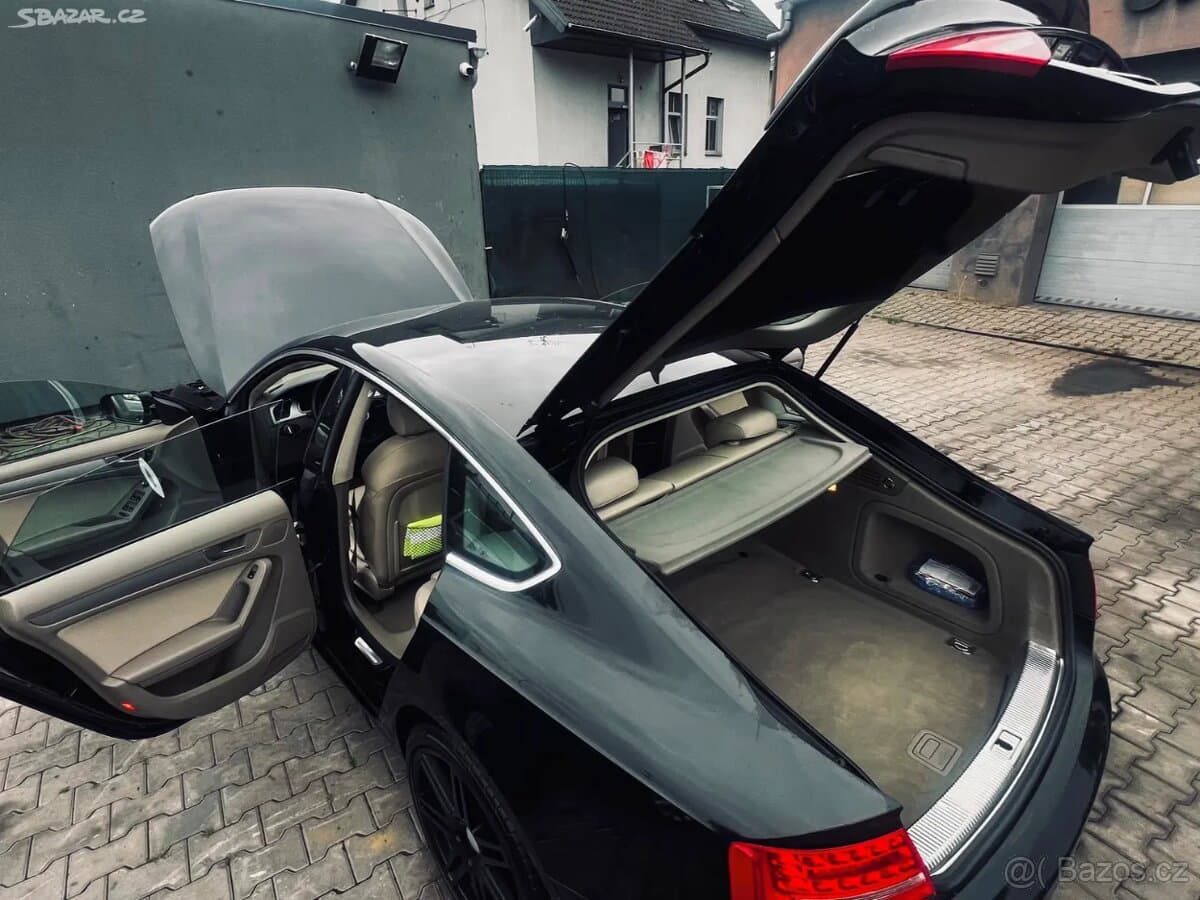 2011 Audi A5 - 12