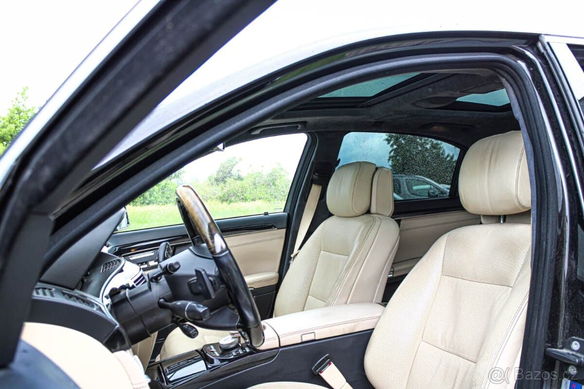 2011 Mercedes-Benz OSTATNÍ - 12
