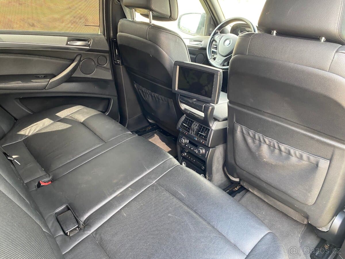 2008 BMW X5 - 12