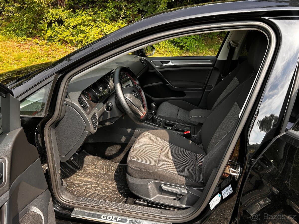 2013 Volkswagen GOLF - 12