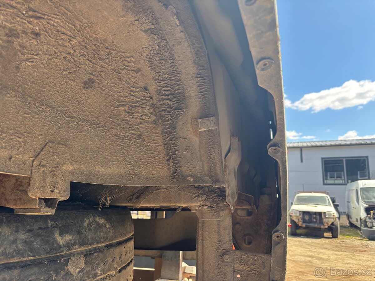 Toyota HILUX - 12