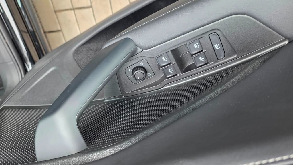 2025 Volkswagen TAYRON - 12