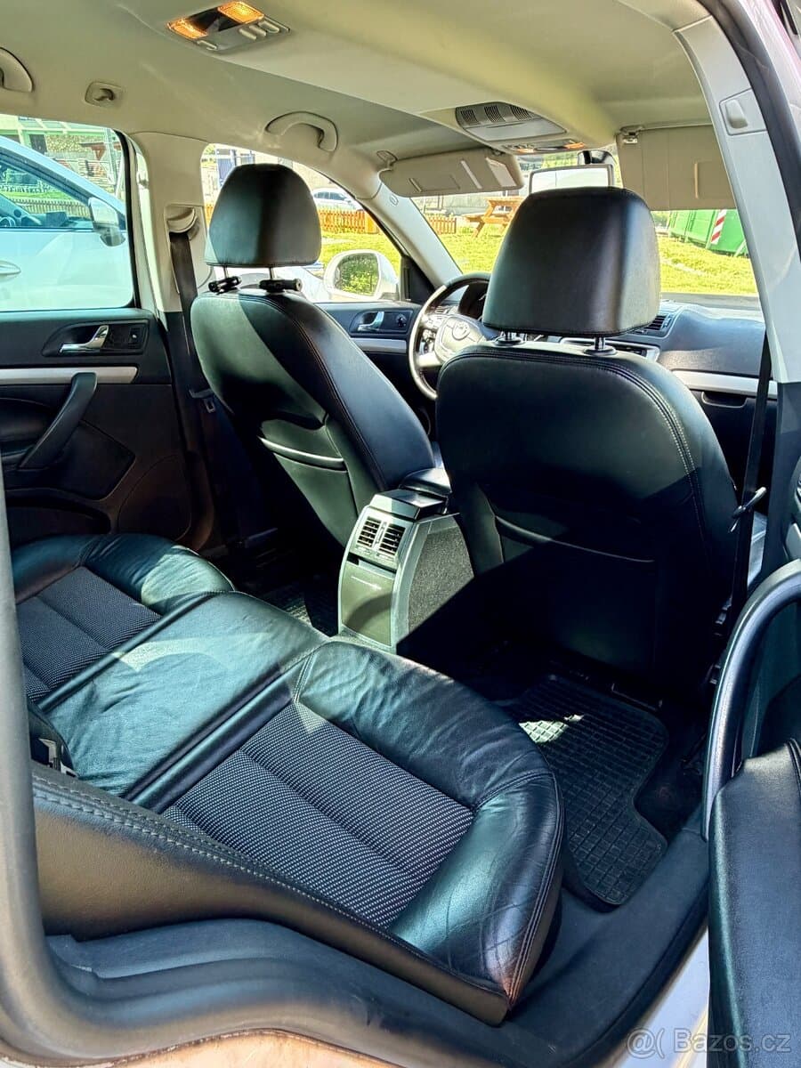 2012 Škoda OCTAVIA - 12