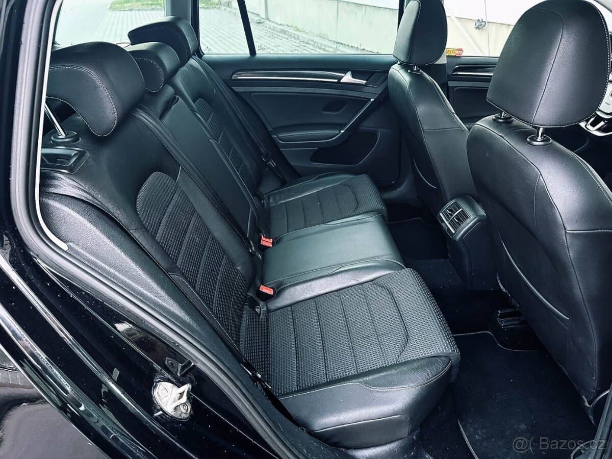 2013 Volkswagen GOLF - 12