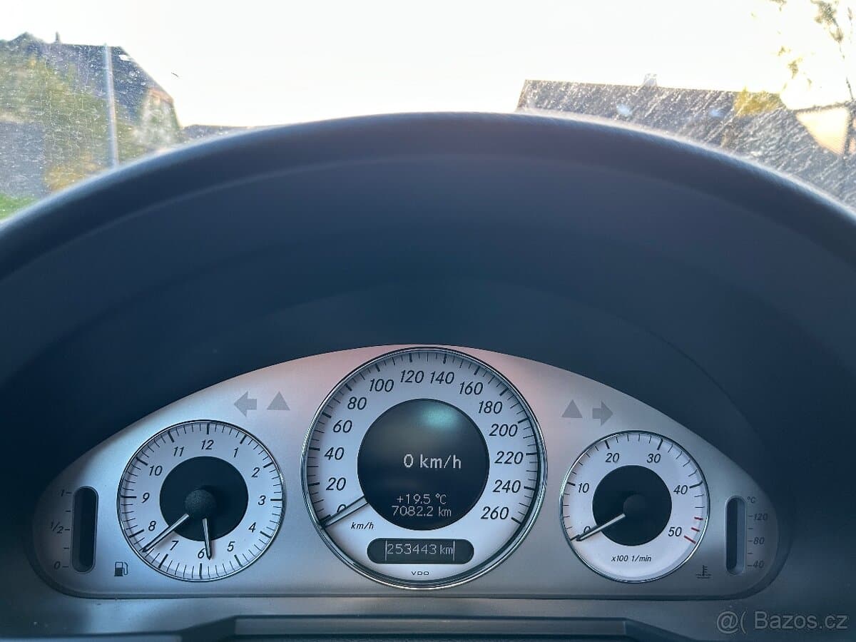 2005 Mercedes-Benz CL-CLASS - 12