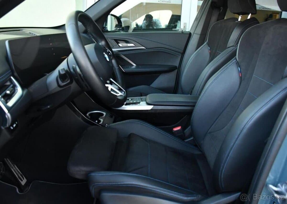 2023 BMW X1 - 12